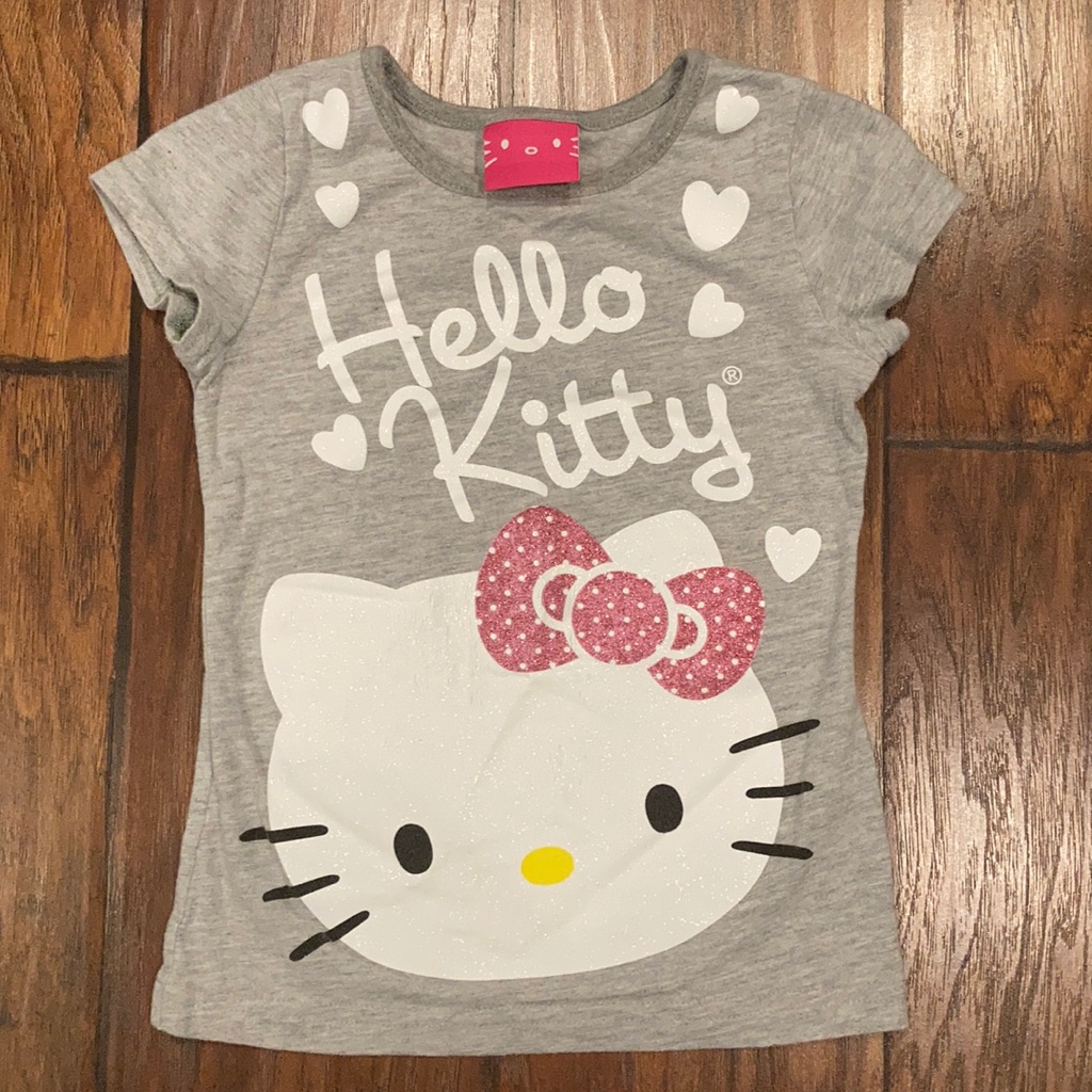 Hello Kitty Tshirt Euc